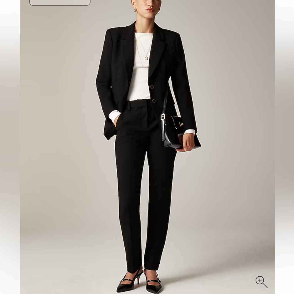 Cameron pant in four-season stretch new never worn without tags